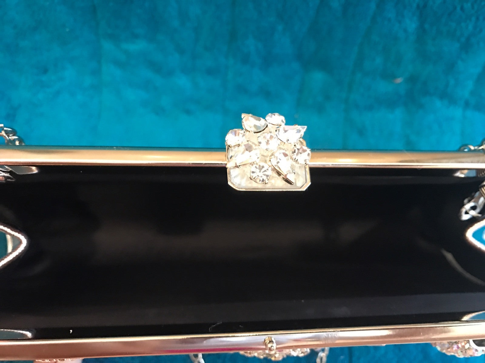 ONE OF A KIND NEW SILVER WOMENS CLUTCH W/ SWAROVSKI CRYSTAL- VERY UNIQUE!!!