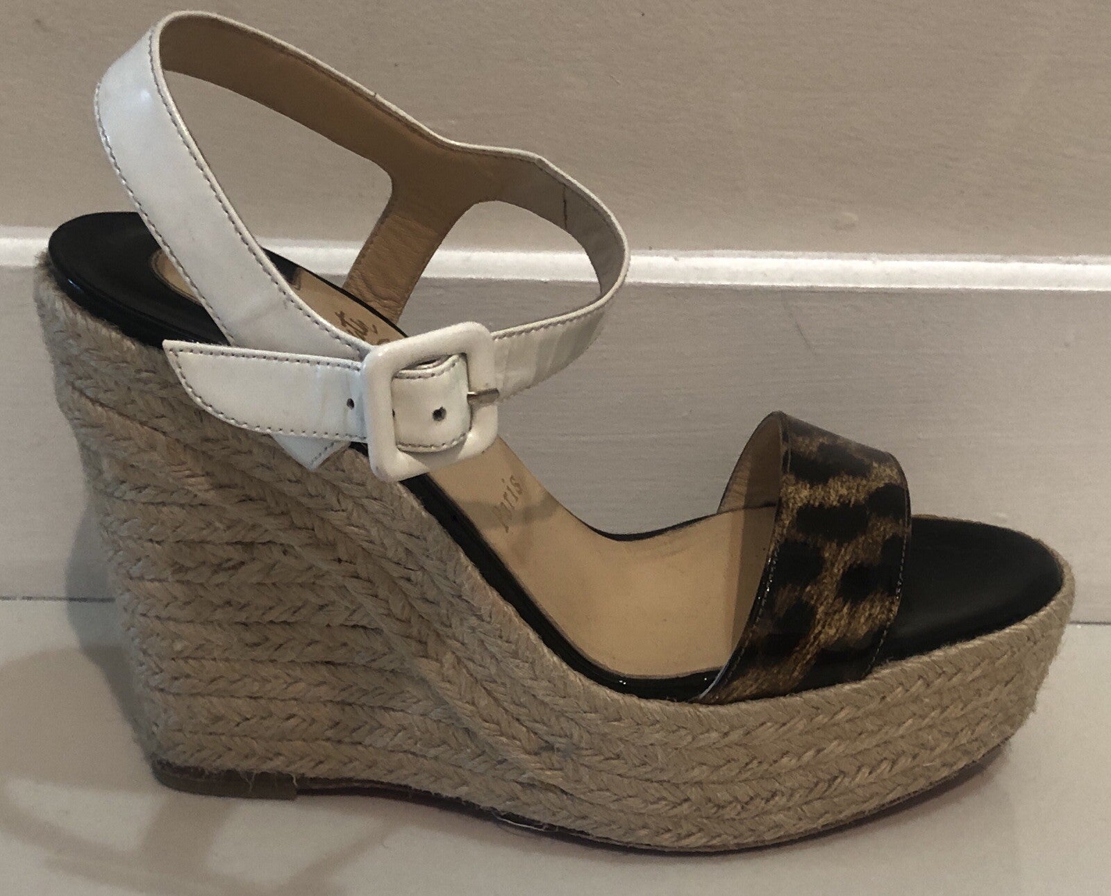 $895 CHRISTIAN LOUBOUTIN LEOPARD  / BLACK PATENT LEATHER WEDGE SANDALS SZ 36 6