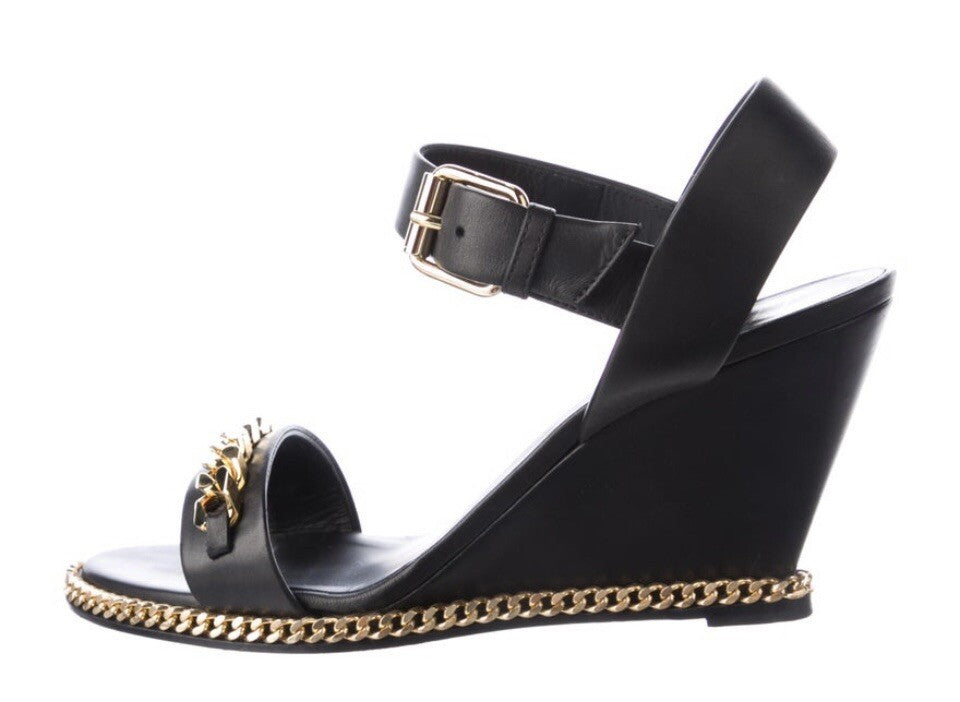 $895 GIUSEPPE ZANOTTI BLACK LEATHER GOLDTONE CHAIN ACCENT WEDGE SANDALS SZ 9 39