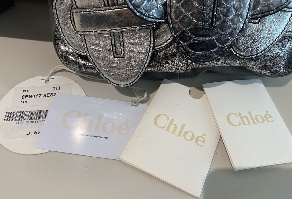 $1500 CHLOE METALLIC SILVER PYTHON SNAKESKIN/ LEATHER SASKIA WRISTLET CLUTCH