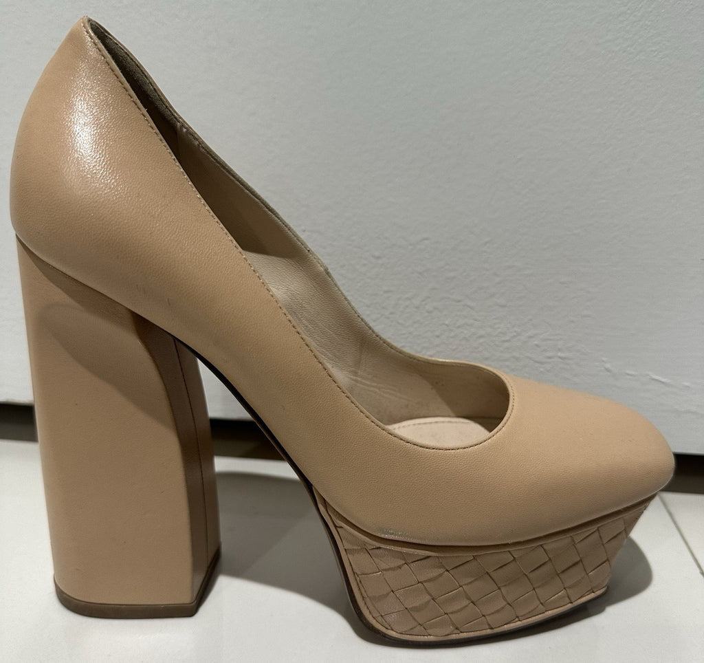 BOTTEGA VENETA PLATFORM HEELS NUDE LEATHER SZ 6 36