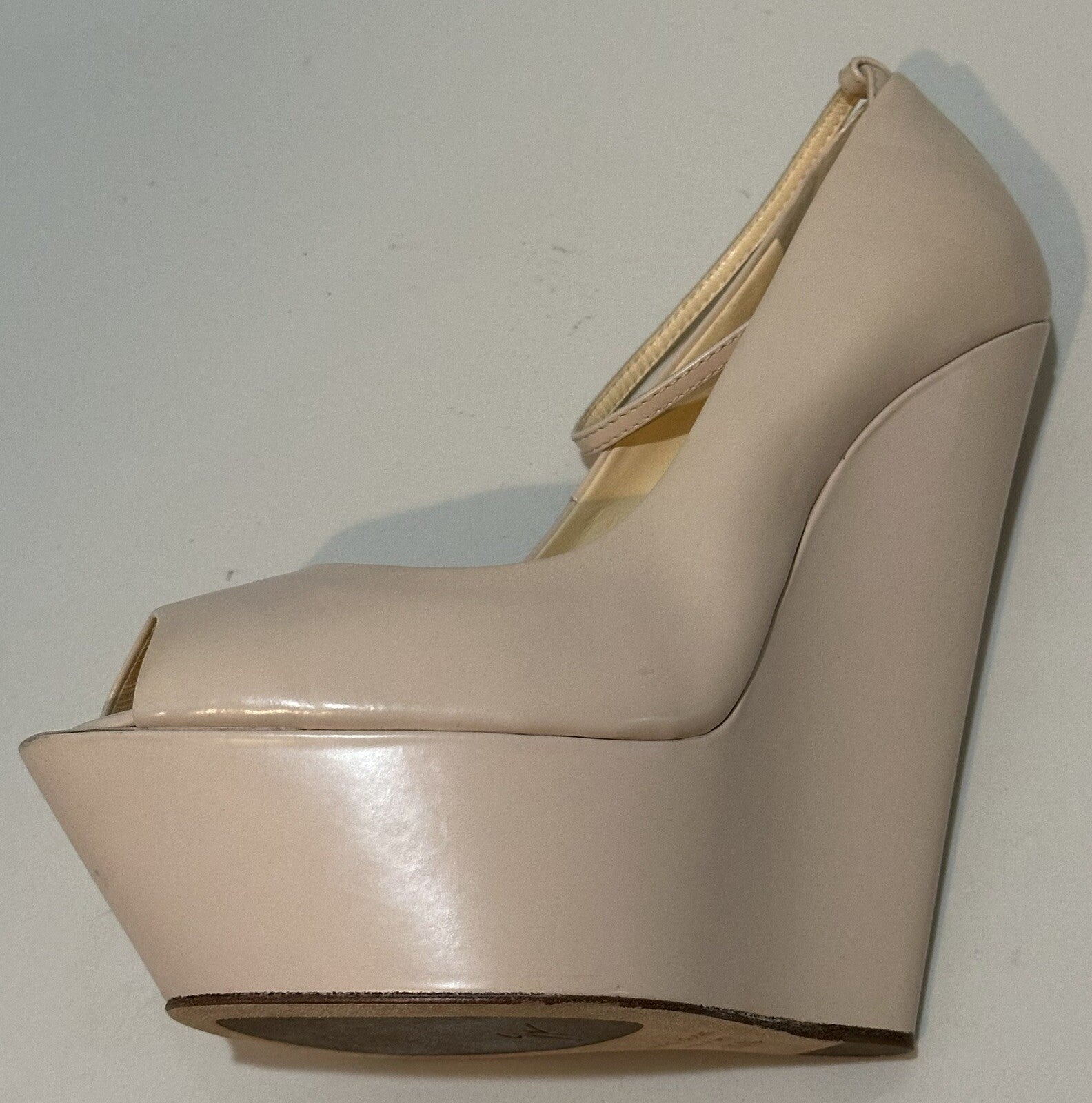 $1295 NEW GIUSEPPE ZANOTTI NUDE LEATHER PEEP TOE PLATFORM HEELS SZ 39.5 9.5 US