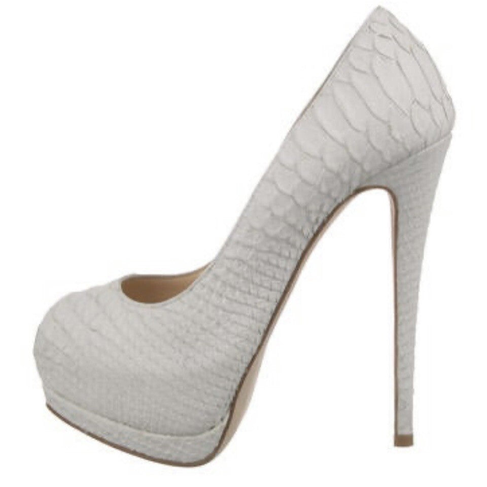 GIUSEPPE ZANOTTI WHITE PYTHON SNAKESKIN PEEP TOE HEELS SZ 6.5 36.5
