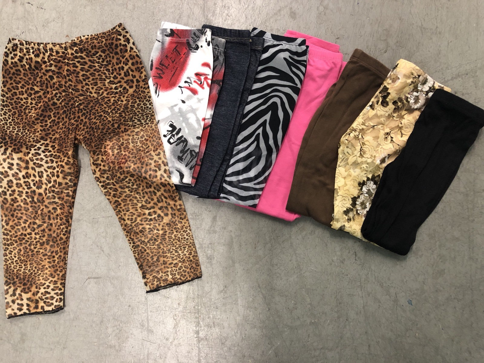 190 PC LOT NEW GIRLS LEGGINGS ASST COLORS SIZES 2-14