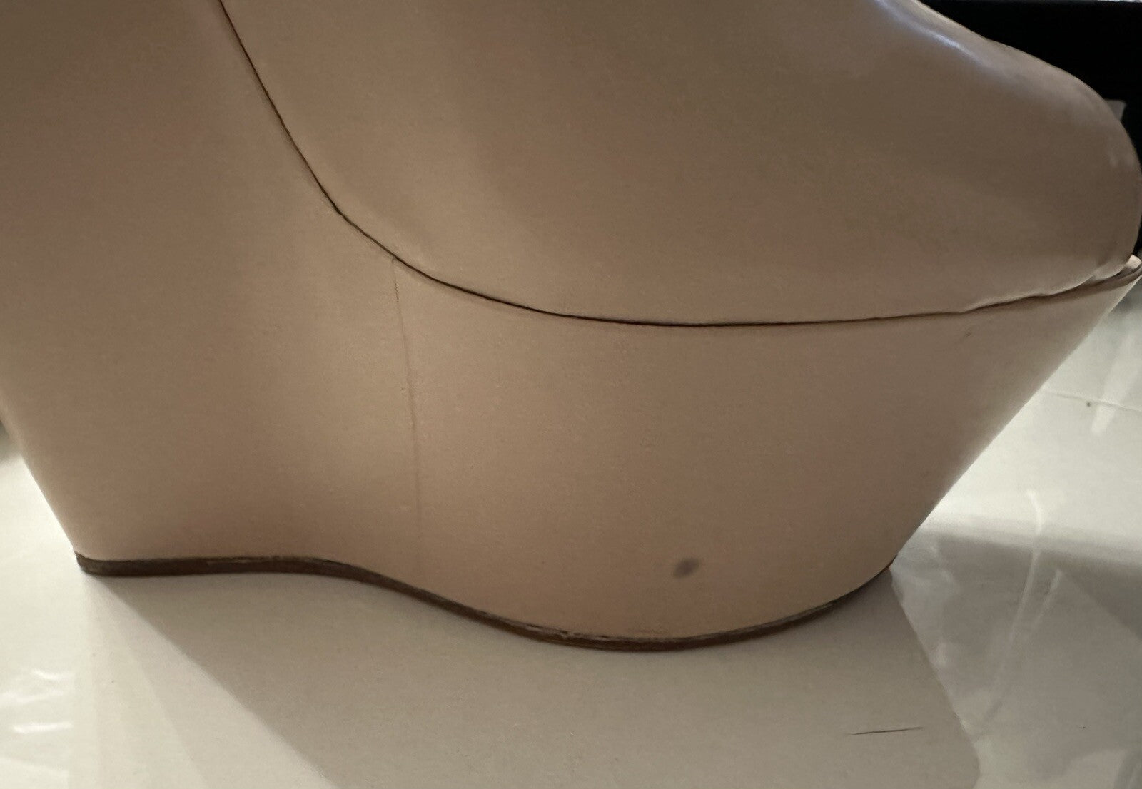 GIUSEPPE ZANOTTI NUDE LEATHER WEDGE HEELS SZ 9.5 39.5