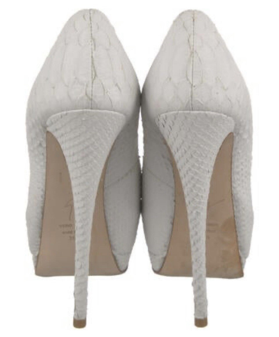 GIUSEPPE ZANOTTI WHITE PYTHON SNAKESKIN PEEP TOE HEELS SZ 6.5 36.5
