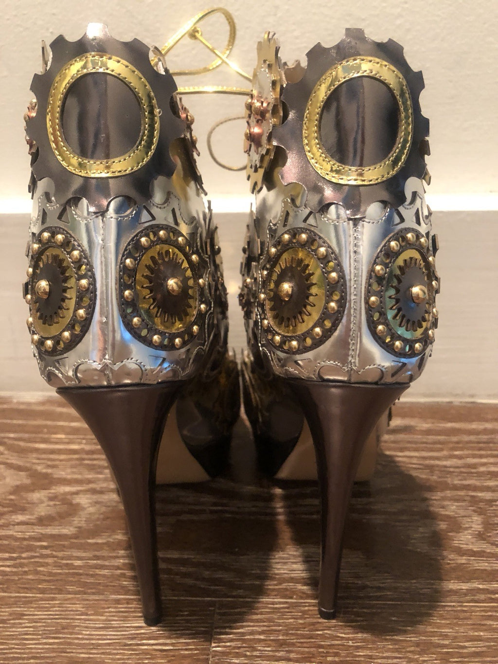 $1395 NIB CHARLOTTE OLYMPIA RUNWAY METALLIC LEATHER PLATFORM HEELS SZ 36  6