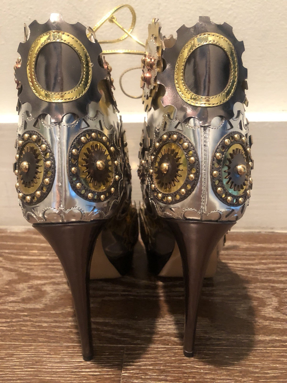 $1395 NIB CHARLOTTE OLYMPIA RUNWAY METALLIC LEATHER PLATFORM HEELS SZ 36  6