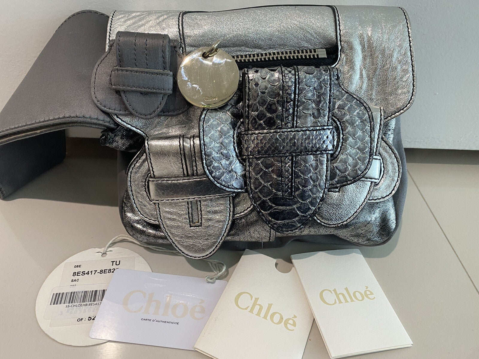 $1500 CHLOE METALLIC SILVER PYTHON SNAKESKIN/ LEATHER SASKIA WRISTLET CLUTCH
