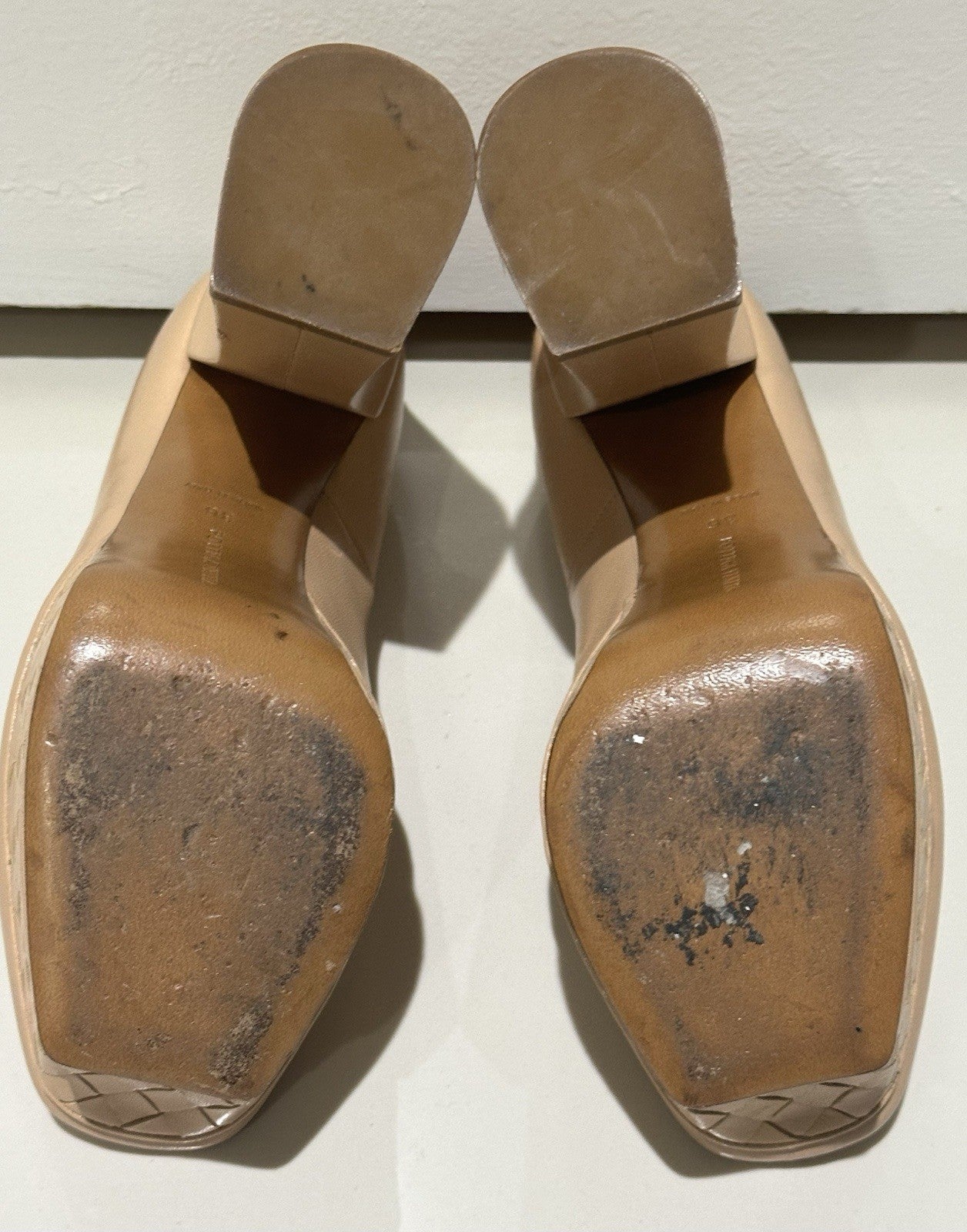BOTTEGA VENETA PLATFORM HEELS NUDE LEATHER SZ 6 36