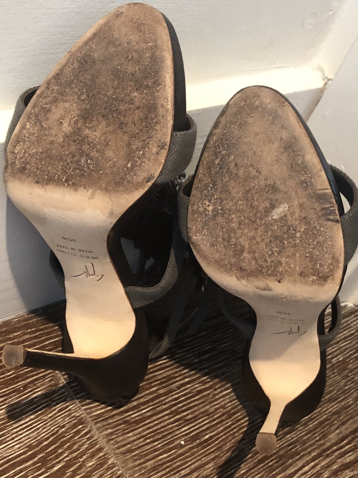 $2125 GIUSEPPE ZANOTTI SMOKE WING JEWELED SANDALS SZ 35.5 / 5