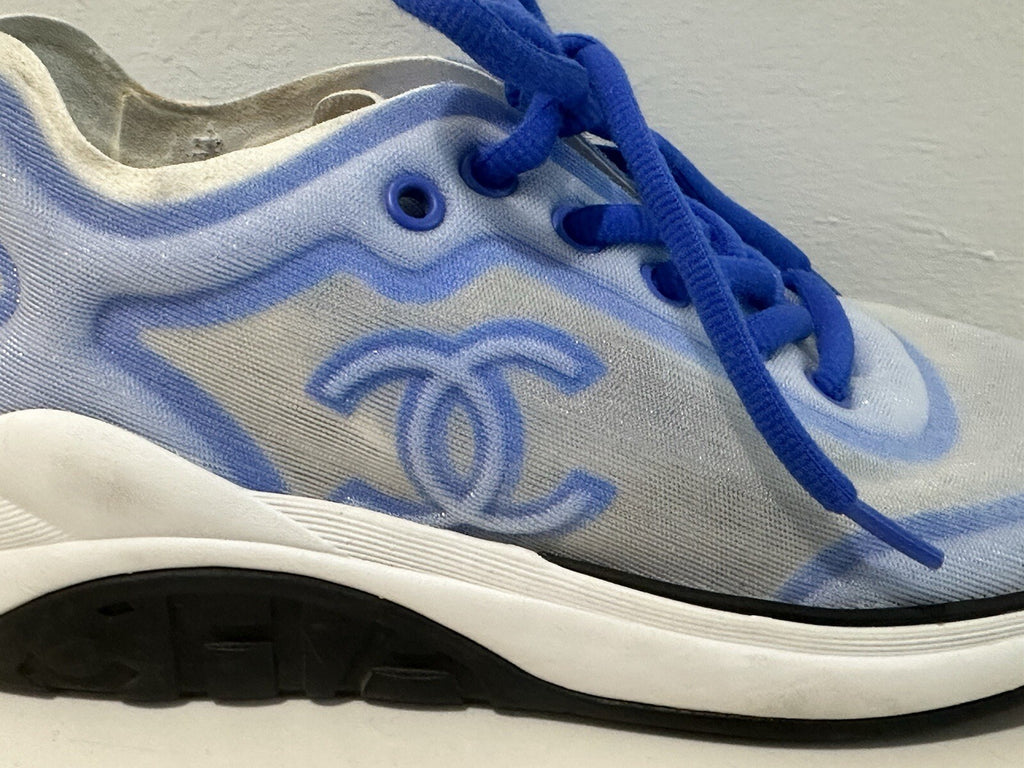 CHANEL INTERLOCKING CC SNEAKERS SZ 6 36