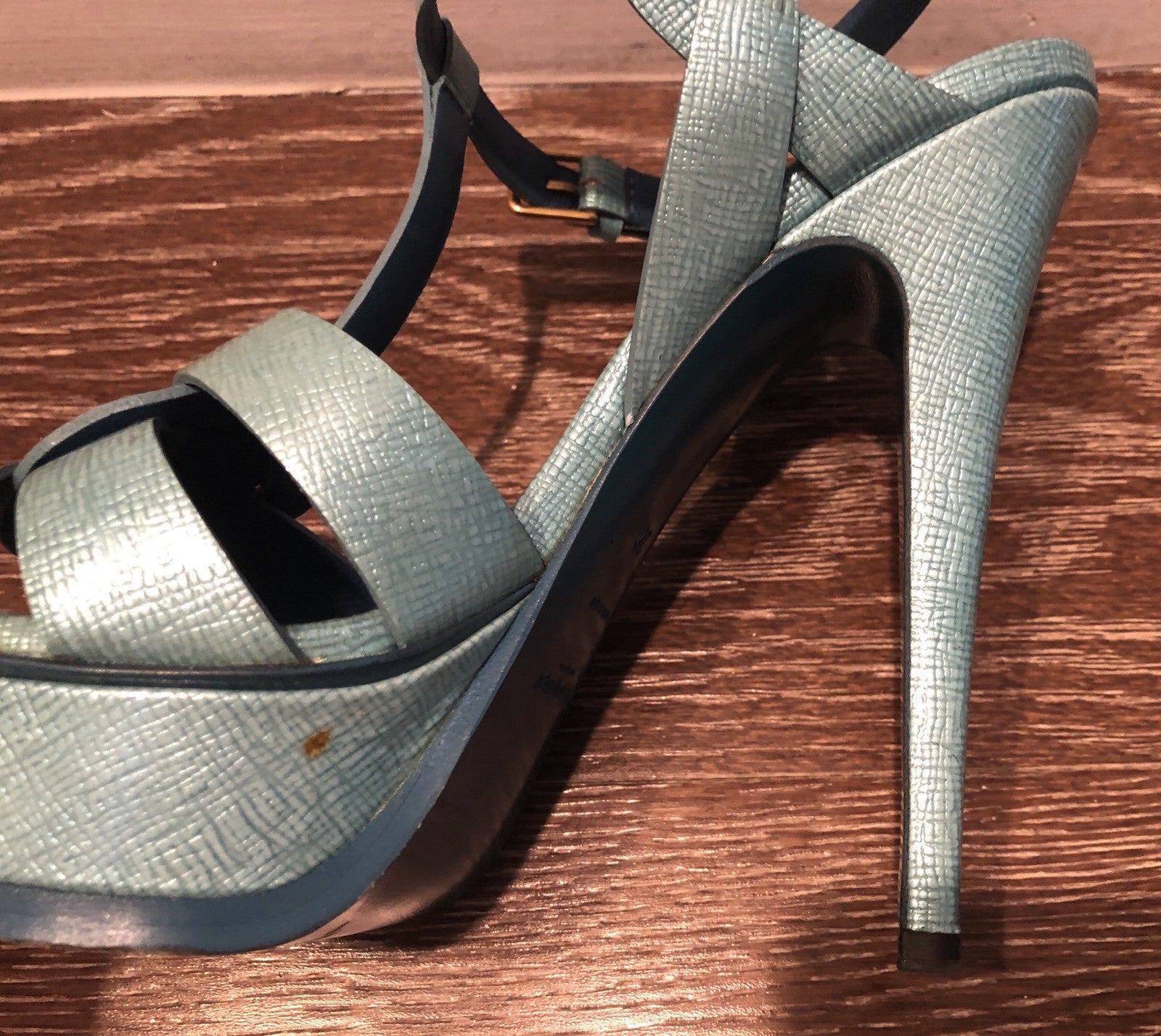 $995 YSL YVES SAINT LAURENT AQUA TRIBUTE  105 HEEL SANDALS SZ 6