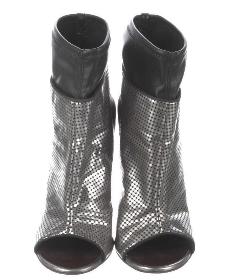 GIUSEPPE ZANOTTI METALLIC SILVER LEATHER ANKLE BOOTS SZ 9 39