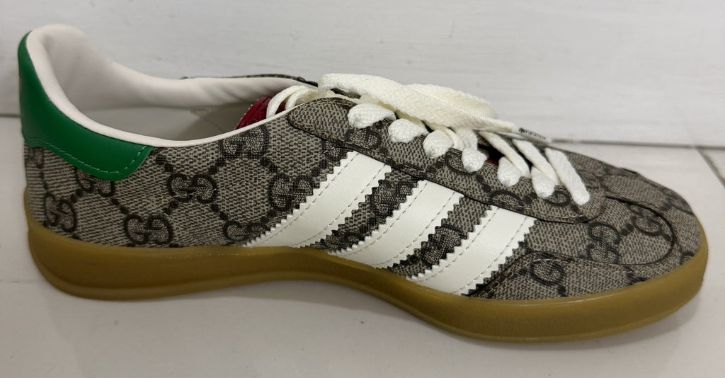 NIB Gucci x Adidas Gazelle Vintage GG Monogram Sneaker SZ 4