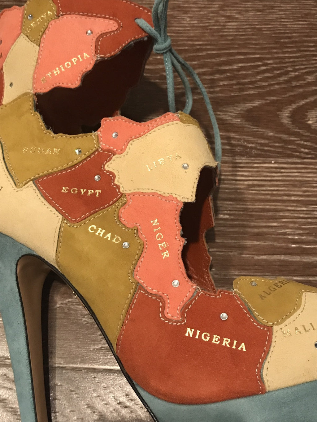 $1435 NIB CHARLOTTE OLYMPIA WORLD SUEDE PUMPS W/ CRYSTALS SZ 36