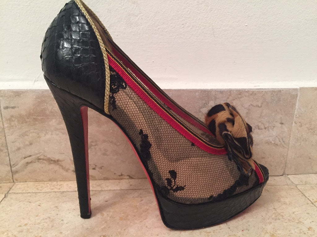 $1695 CHRISTIAN LOUBOUTIN SNAKESKIN/ LACE / LEOPARD PONY HAIR HEELS SZ 36