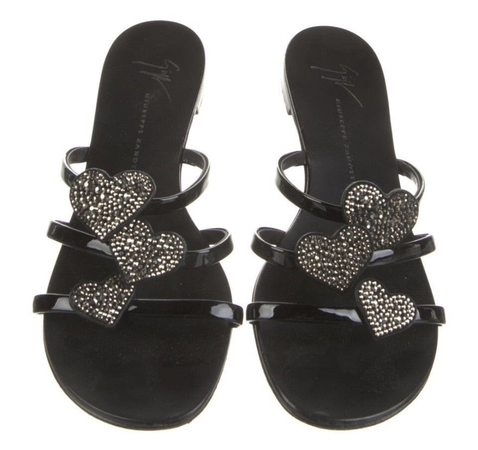$750 GIUSEPPE ZANOTTI SWAROVSKI CRYSTAL HEART SANDALS SZ 7.5 37.5