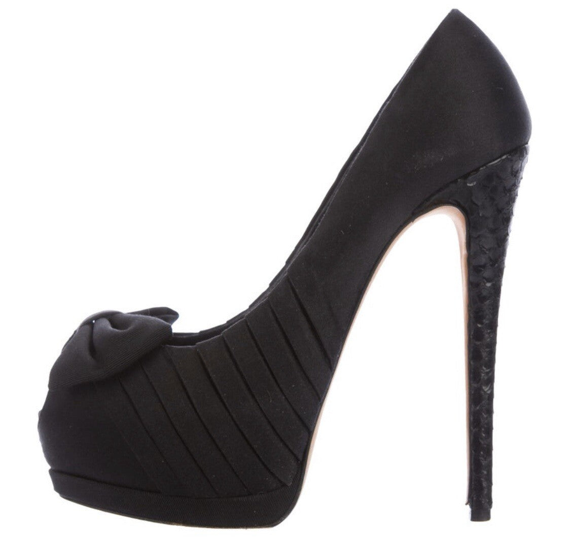 GIUSEPPE ZANOTTI BLACK SATIN & SNAKESKIN PLATFORM PEEP TOE HEELS SZ 7  37