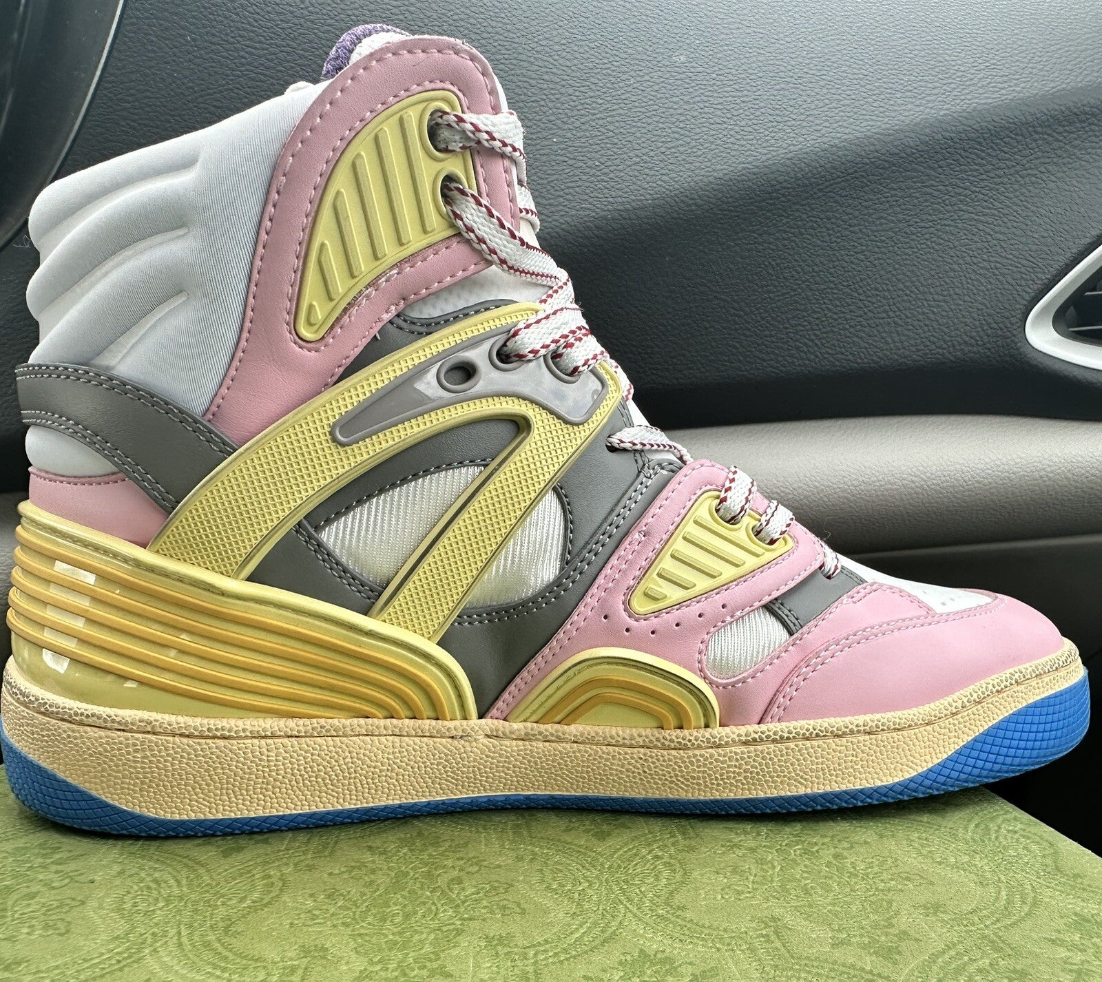 $890 GUCCI NIB PINK HIGH TOP WOMENS SNEAKERS SZ 6.5 36.5