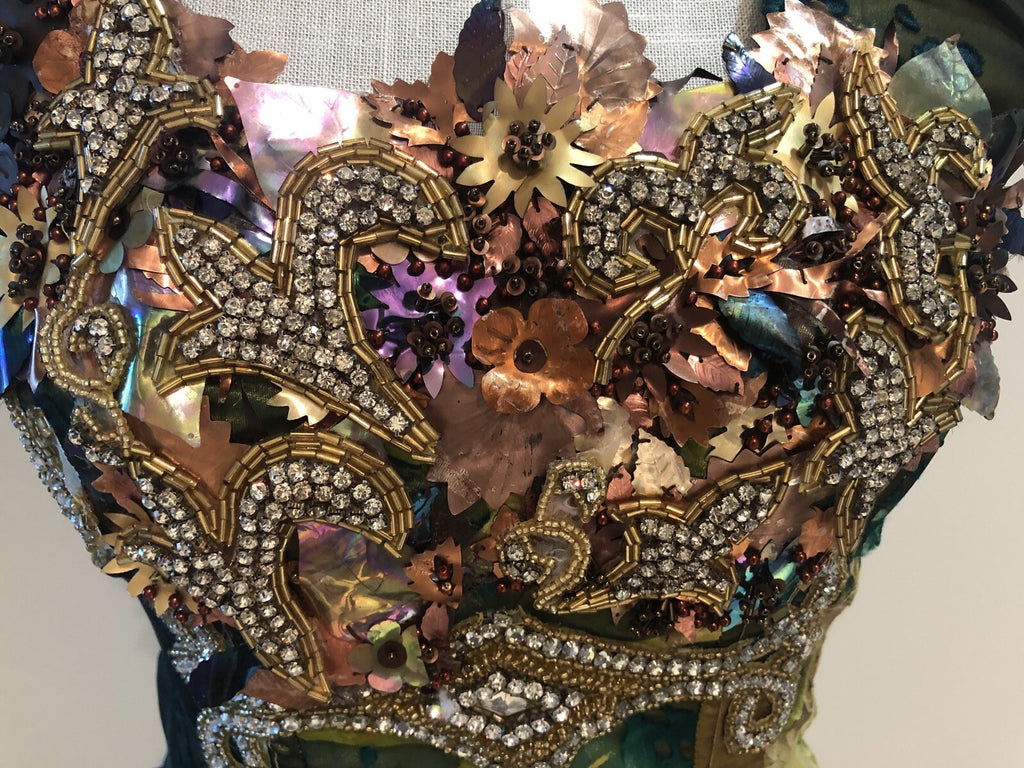 $1800 NWT CUSTOM MADE 2 PC CORSET / SKIRT SET W/ CRYSTALS SZ S