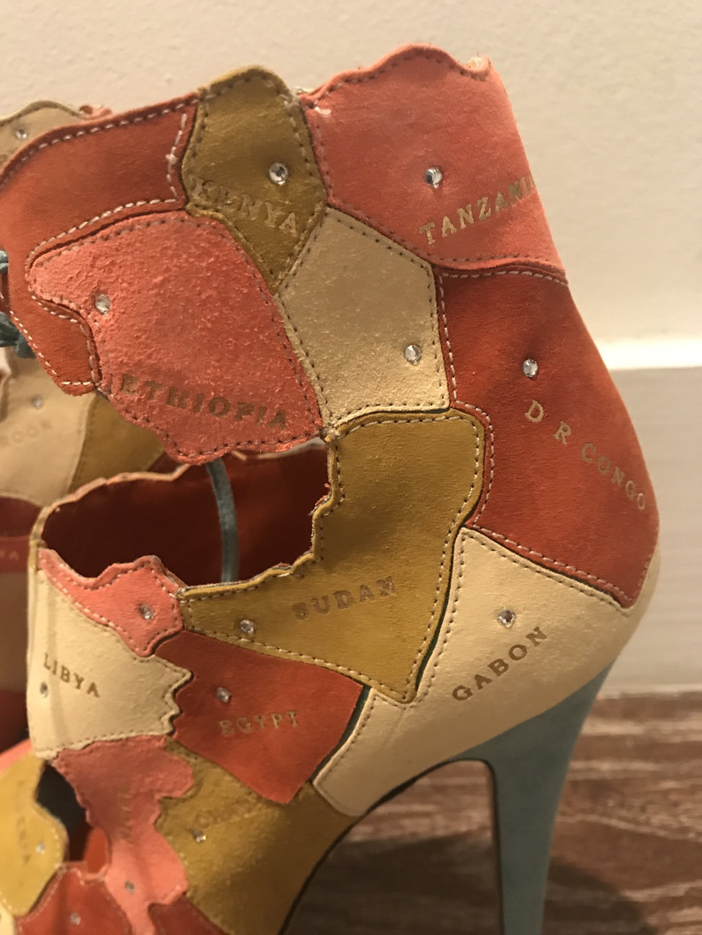 $1435 NIB CHARLOTTE OLYMPIA WORLD SUEDE PUMPS W/ CRYSTALS SZ 36