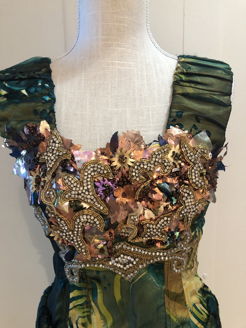 $1800 NWT CUSTOM MADE 2 PC CORSET / SKIRT SET W/ CRYSTALS SZ S