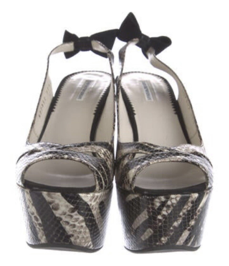 EMPORIO ARMANI LEATHER WEDGE PEEP TOE SANDALS SZ 7.5 37.5