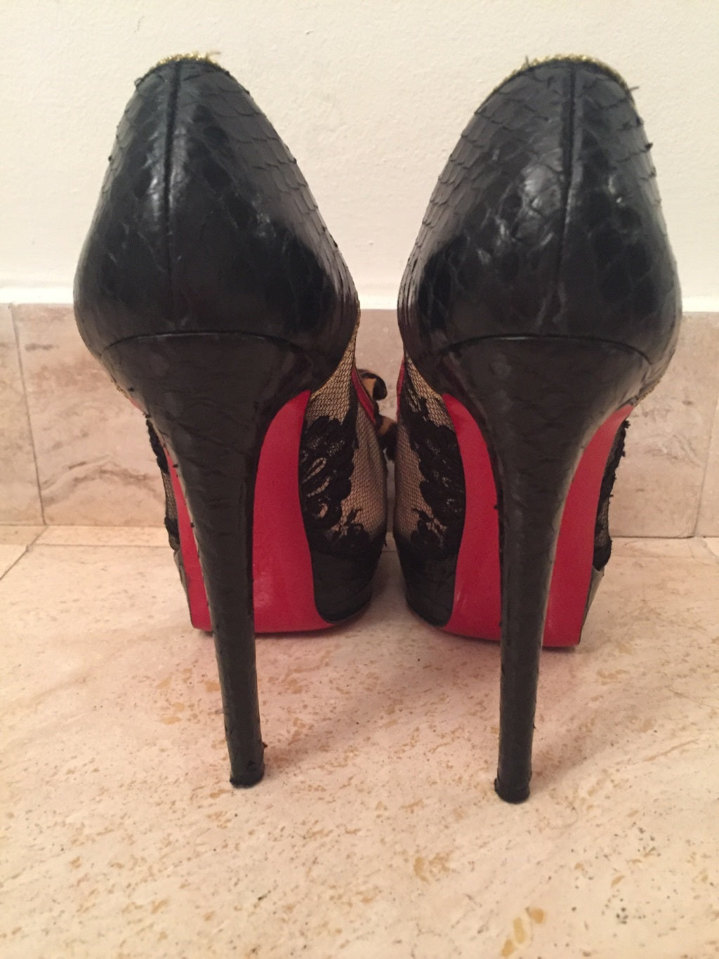 $1695 CHRISTIAN LOUBOUTIN SNAKESKIN/ LACE / LEOPARD PONY HAIR HEELS SZ 36