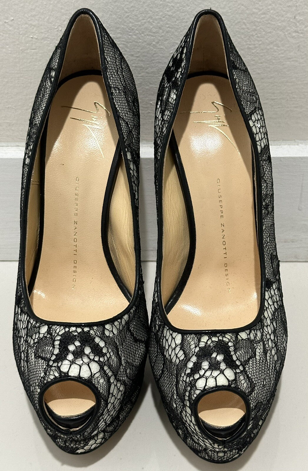 $1150 GIUSEPPE ZANOTTI BLACK LACE PEEP TOE PLATFORM HEELS SZ 7 37
