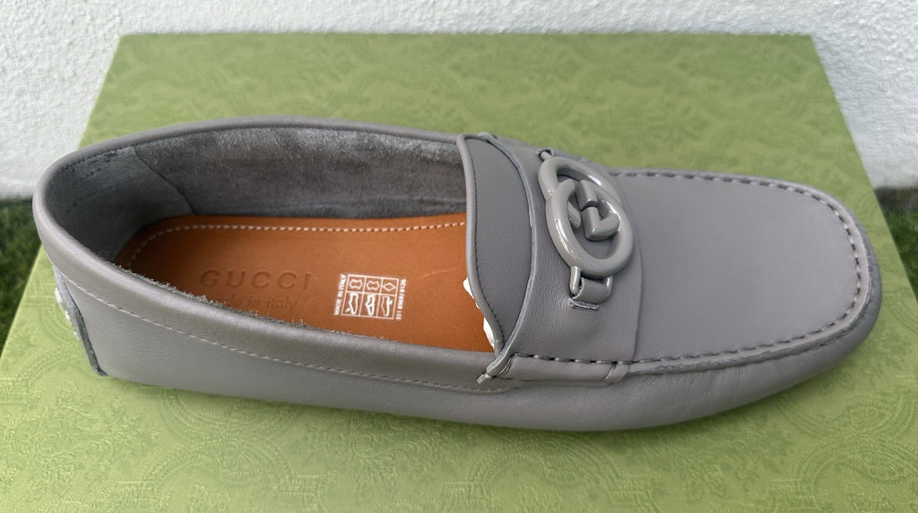 NIB GUCCI MENS GRAY LEATHER GG LOGO DRIVERS/ MOCCASINS/ LOAFERS SZ 9 9.5 (US)
