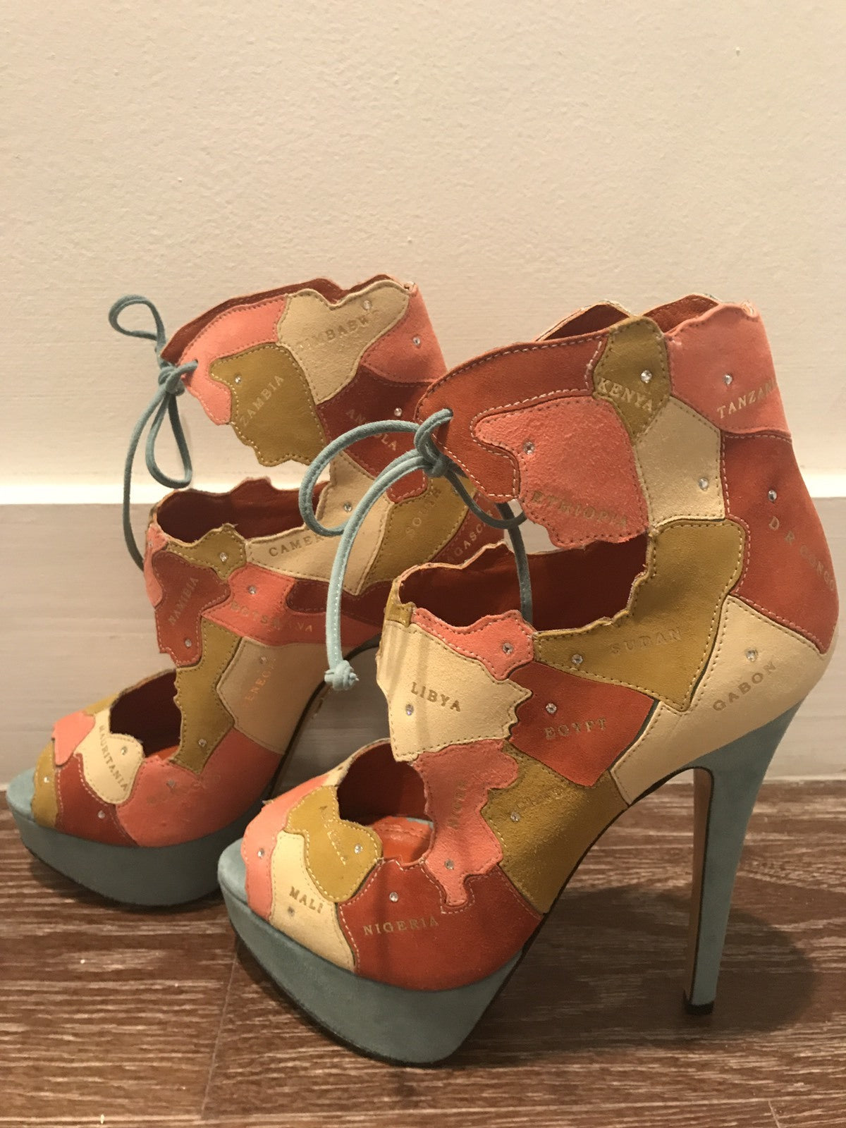$1435 NIB CHARLOTTE OLYMPIA WORLD SUEDE PUMPS W/ CRYSTALS SZ 36