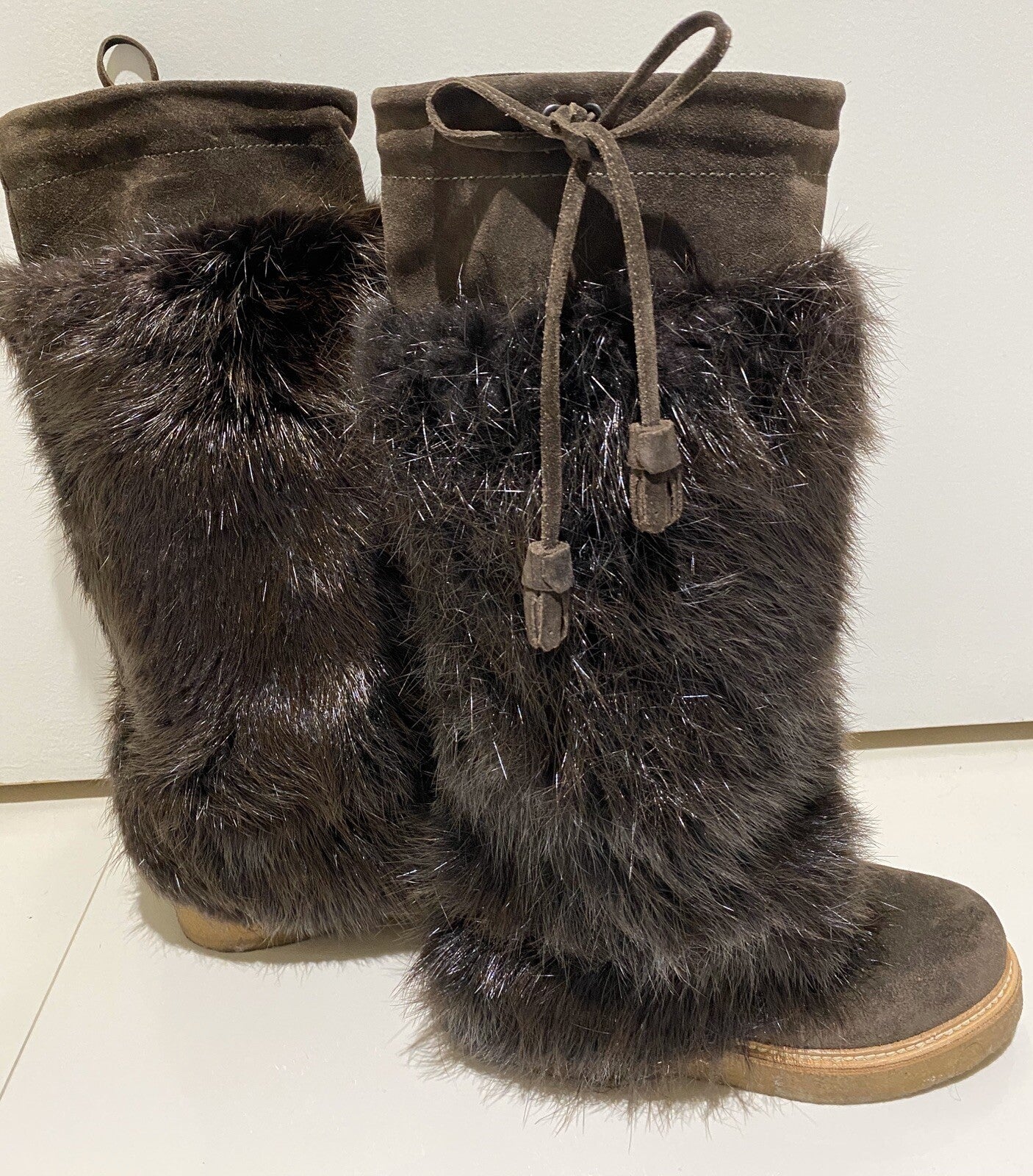 NEW MONCLER BROWN SUEDE BOOTS W/ REMOVABLE BEAVER FUR SZ 5.5
